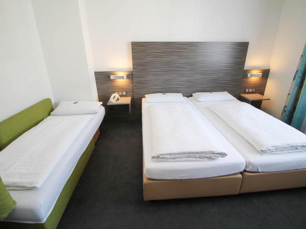 Hotel am Zoo : photo 9 de la chambre chambre double