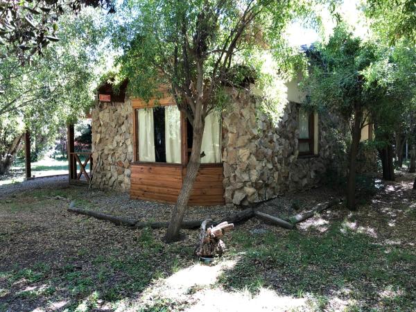 Complejo Duendes del Maiten : photo 1 de la chambre cottage - vue sur jardin
