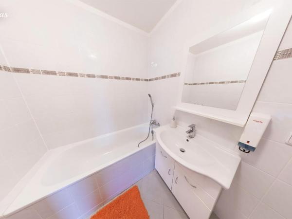 Pension Lukas : photo 6 de la chambre chambre triple confort avec douche #6