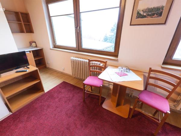 Pension Lukas : photo 7 de la chambre chambre triple confort avec douche #6