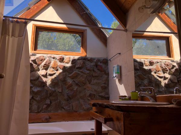 Complejo Duendes del Maiten : photo 6 de la chambre cottage - vue sur jardin