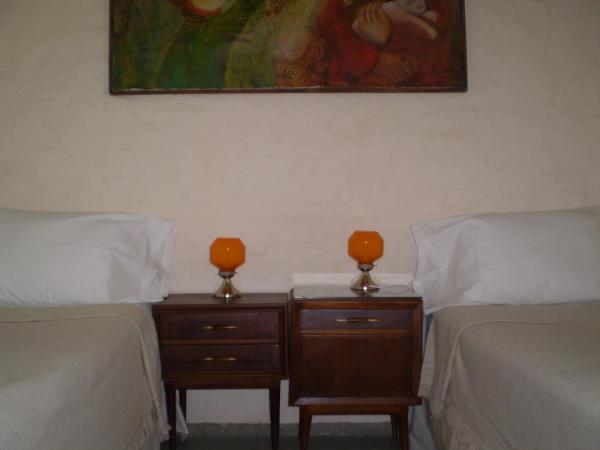 Palermo Viejo Bed & Breakfast : photo 10 de la chambre chambre double ou lits jumeaux standard