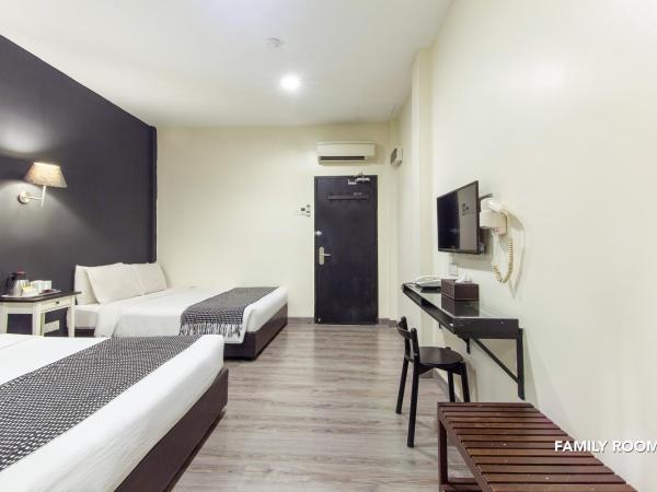 Ceria Hotel : photo 4 de la chambre chambre familiale deluxe