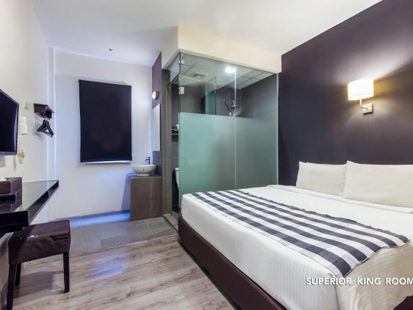 Ceria Hotel : photo 2 de la chambre chambre lit king-size supérieure