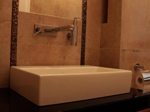 Villa Julia : photo 4 de la chambre chambre double ou lits jumeaux standard