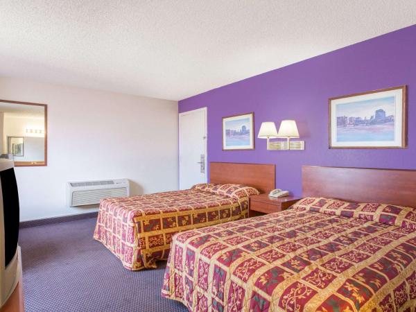 Knights Inn Phoenix at N Black Canyon Hwy : photo 4 de la chambre chambre double de luxe - accès personnes à mobilité réduite - non-fumeurs
