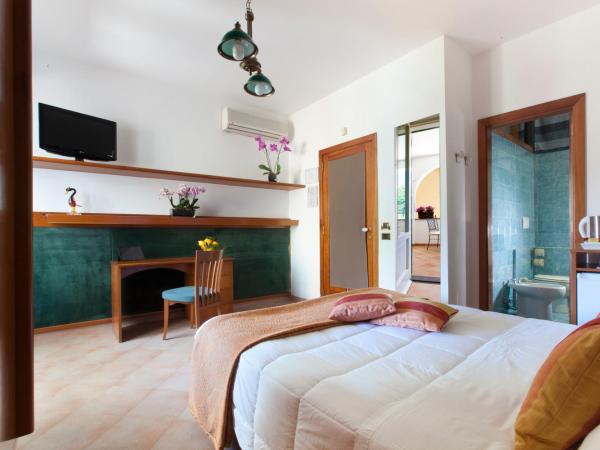 Villa Pane Resort : photo 1 de la chambre chambre double ou lits jumeaux avec terrasse