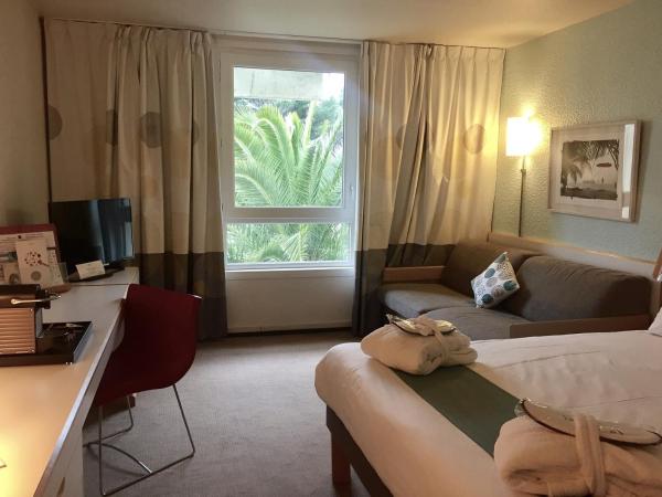 Novotel Marseille Est Porte d'Aubagne : photo 8 de la chambre chambre triple supérieure