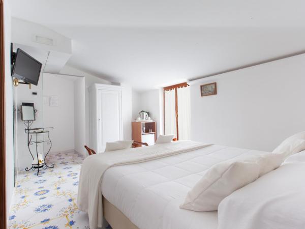 Villa Pane Resort : photo 7 de la chambre chambre double ou lits jumeaux avec terrasse