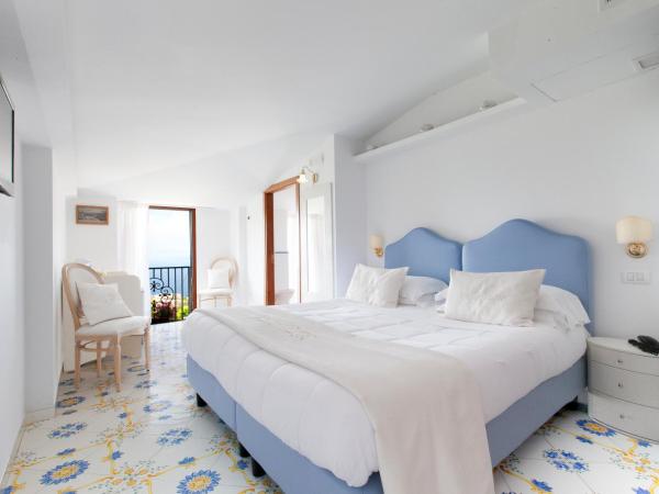 Villa Pane Resort : photo 4 de la chambre chambre triple - vue sur mer