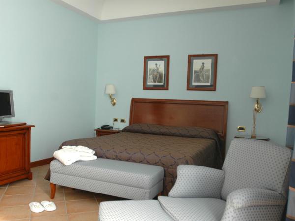 Le Cheminée Business Hotel Napoli : photo 7 de la chambre chambre double deluxe