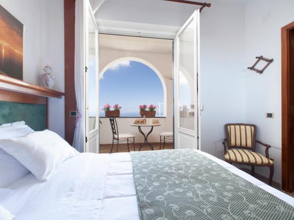 Villa Pane Resort : photo 7 de la chambre chambre double ou lits jumeaux - vue sur mer