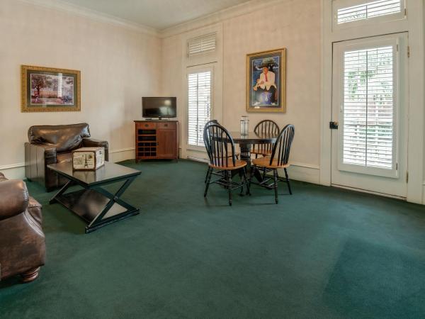 Chateau Orleans : photo 2 de la chambre appartement 1 chambre