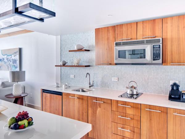 Carillon Miami Wellness Resort : photo 4 de la chambre appartement 1 chambre avec lit king-size - vue sur ville