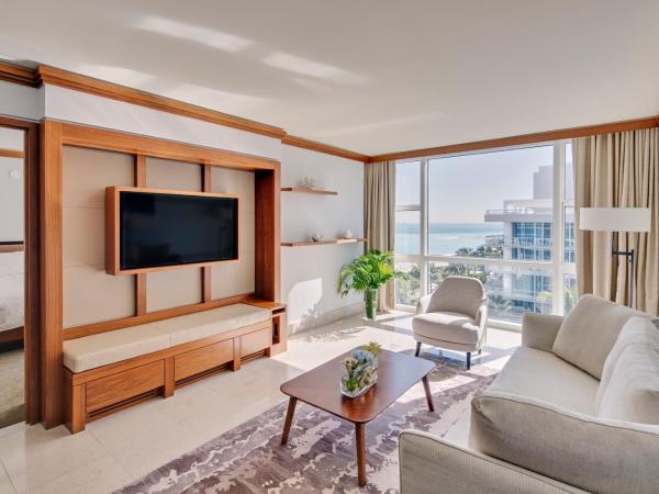 Carillon Miami Wellness Resort : photo 6 de la chambre appartement 1 chambre avec lit king-size - vue sur océan
