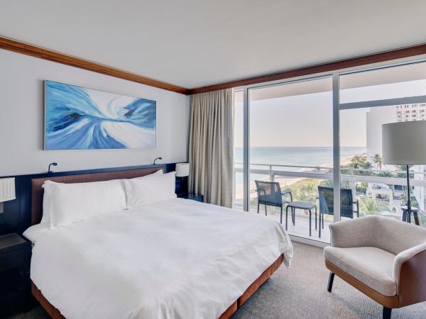 Carillon Miami Wellness Resort : photo 4 de la chambre appartement 1 chambre lit king-size avec balcon - vue sur océan