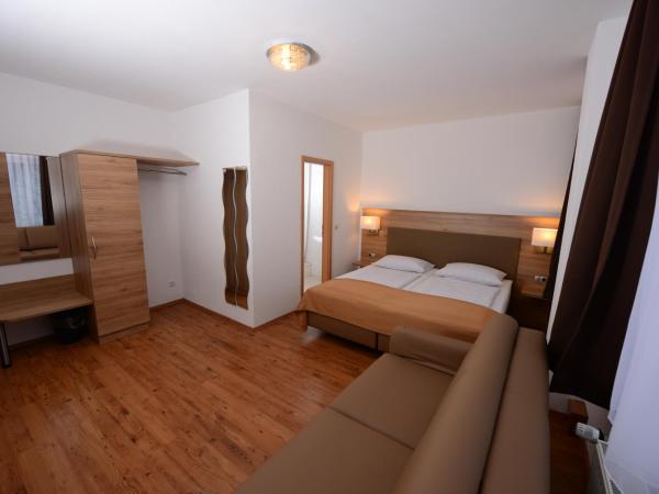 Hotel Linde Stuttgart : photo 5 de la chambre chambre double