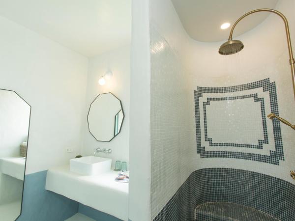 Resort de Paskani : photo 5 de la chambre chambre double avec balcon