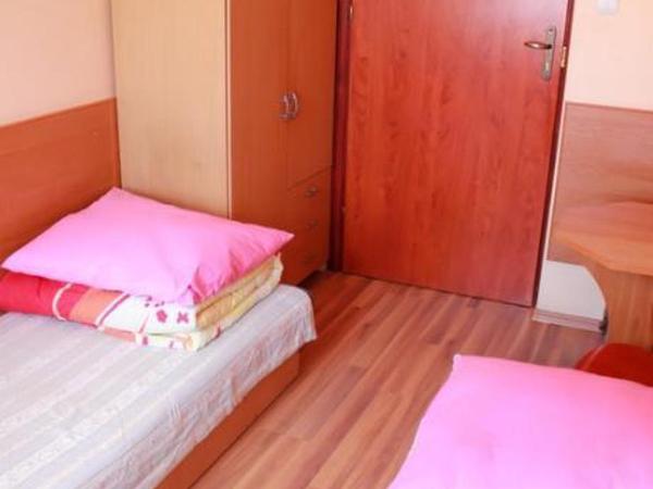 City Hostel : photo 1 de la chambre chambre simple avec salle de bains commune