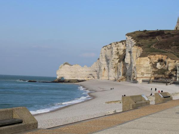 B&B Wood Cottage : photo 5 de la chambre chambre lit queen-size - vue sur jardin