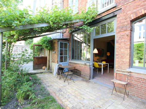 La maison du fond du jardin : photo 2 de la chambre bungalow - vue sur jardin
