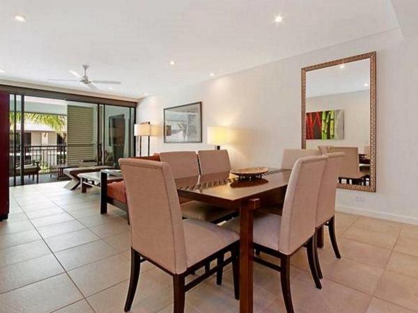 Luxury Apartments at Temple Resort and Spa Port Douglas : photo 5 de la chambre appartement de grand standing 2 chambres avec balcon