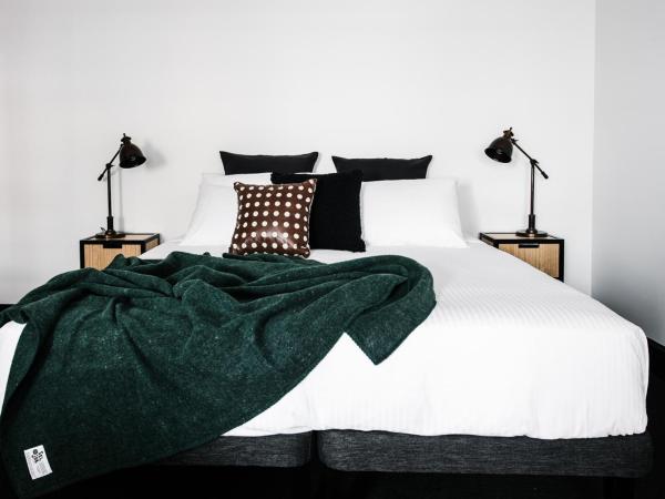 Sydney Park Hotel : photo 5 de la chambre chambre lit king-size supérieure avec salle de bains commune