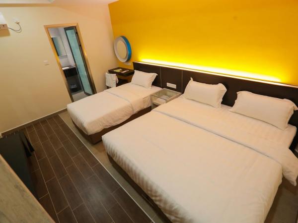 Pantai Regal Boutique Hotel : photo 4 de la chambre chambre familiale deluxe