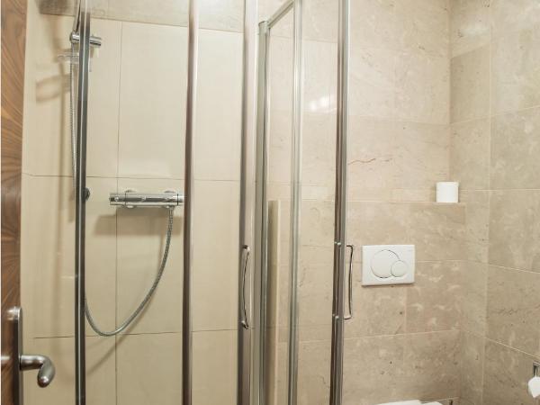 Restaurant & Design Hotel Noem Arch : photo 3 de la chambre officer's cabin - deluxe double or twin room