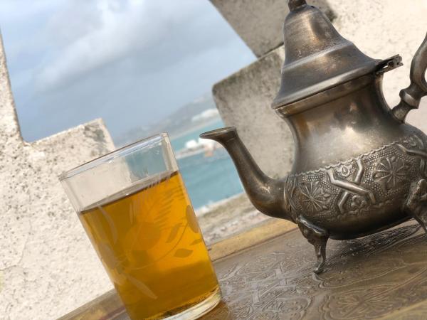 El Muniria : photo 2 de la chambre chambre double deluxe avec terrasse et salle de bains commune - vue sur mer