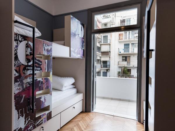 Nubian Hostel : photo 4 de la chambre lit dans dortoir mixte de 6 lits avec salle de bains privative