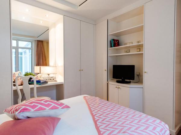 Suite-Home EXPO MESSE : photo 7 de la chambre appartement avec douche