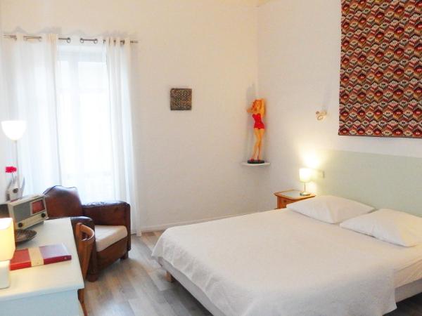 La Maison de Thaïs : photo 1 de la chambre chambre double avec salle de bains commune