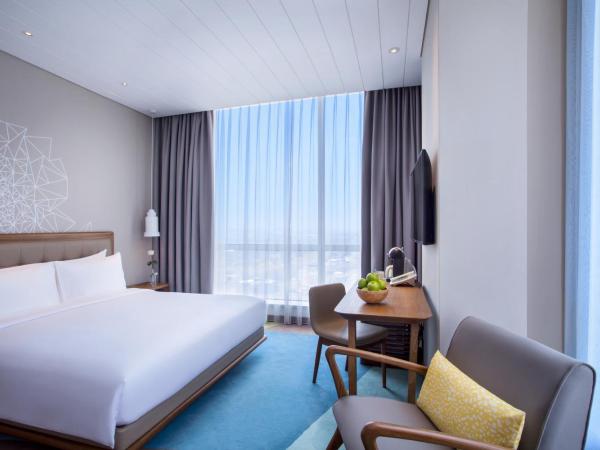 Mercure Jakarta Pantai Indah Kapuk : photo 3 de la chambre chambre lit king-size privilège 