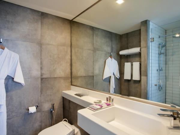 Mercure Jakarta Pantai Indah Kapuk : photo 4 de la chambre chambre lit king-size privilège 
