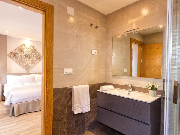 Lucero 12 : photo 5 de la chambre chambre double deluxe avec balcon