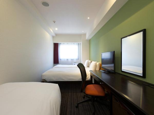 the b hakata : photo 2 de la chambre chambre triple - non-fumeurs