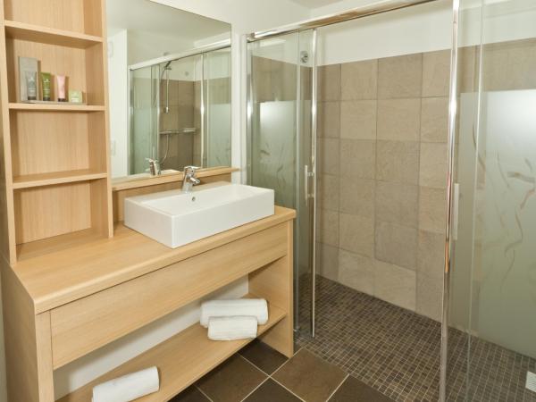 Villa Thermae Thonon-Les-Bains : photo 6 de la chambre suite confort (4 adultes)