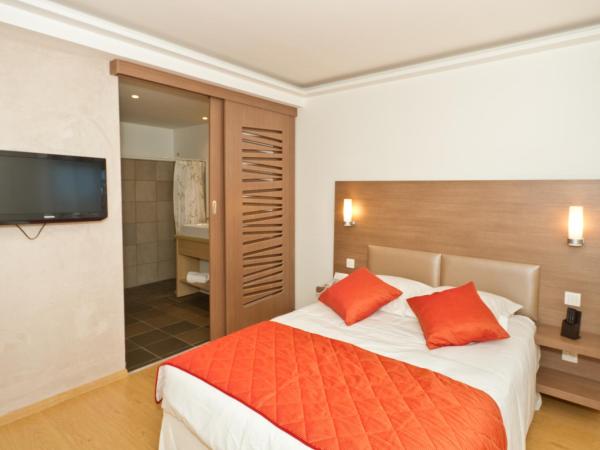 Villa Thermae Thonon-Les-Bains : photo 8 de la chambre suite junior (2 adultes)