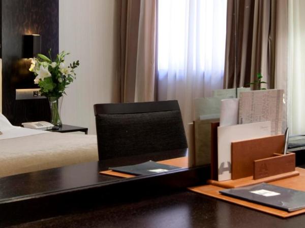 Hotel Saray : photo 7 de la chambre chambre double ou lits jumeaux avec parking