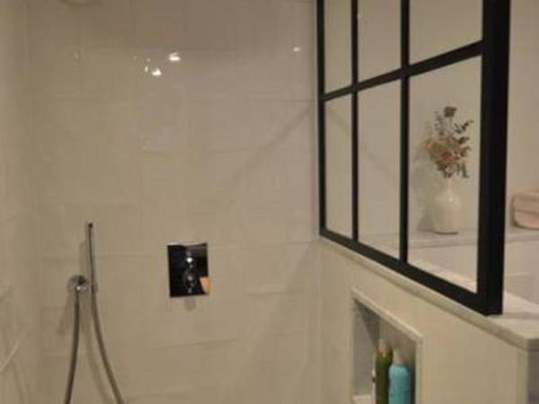 Romantic ground floor suite in Pijp near Sarphatipark : photo 2 de la chambre studio