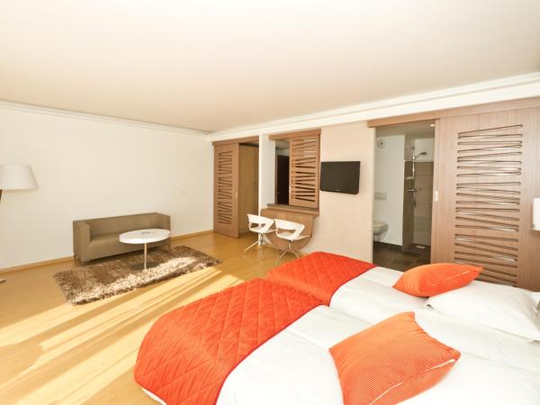 Villa Thermae Thonon-Les-Bains : photo 4 de la chambre suite junior avec lits jumeaux (2 adultes)