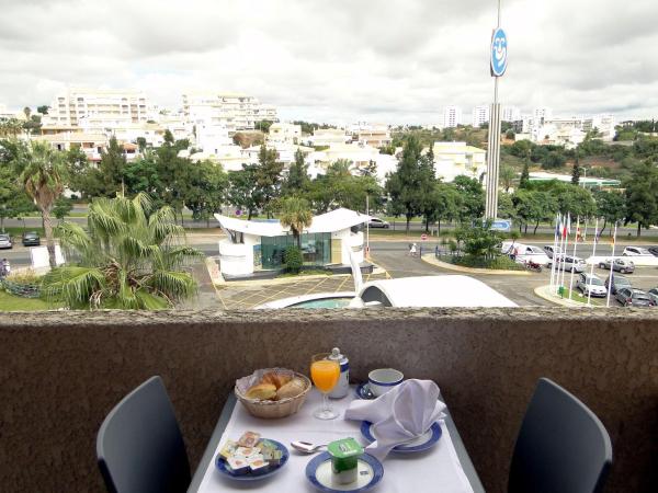 Hotel Apartamento Paraiso De Albufeira : photo 2 de la chambre studio
