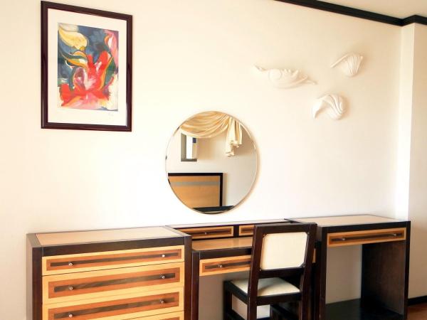 Hotel Apartamento Paraiso De Albufeira : photo 2 de la chambre appartement 1 chambre avec vue sur l'avenue