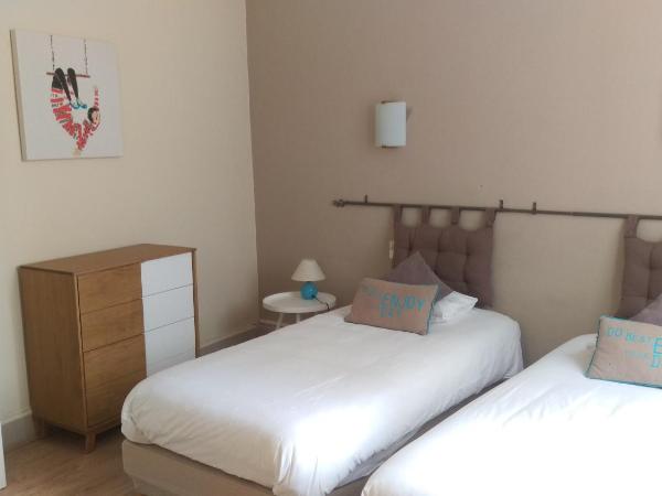 Hôtel Villa Du Parc : photo 1 de la chambre chambre double