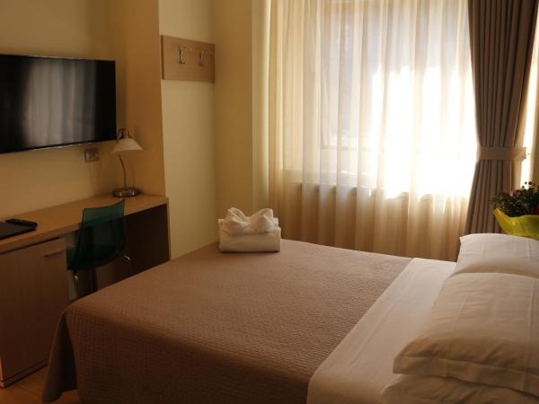 Hotel La Madonnina : photo 2 de la chambre petite chambre double