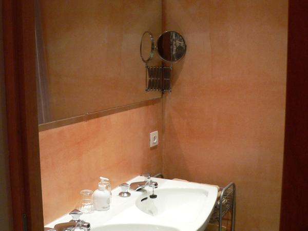 B&B Le Coquin : photo 4 de la chambre chambre double ou lits jumeaux - vue sur rivière