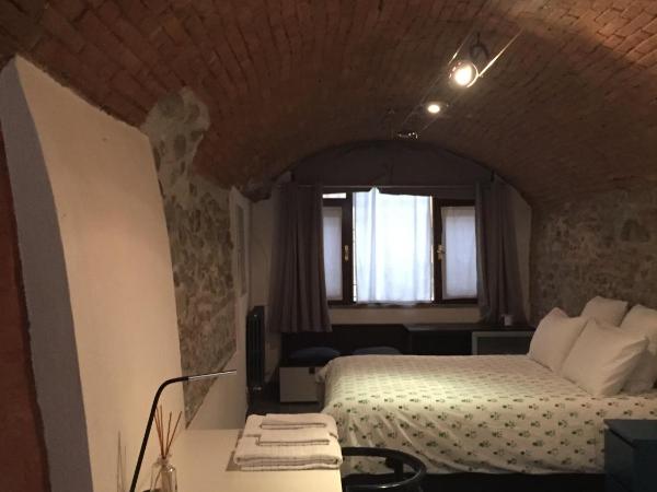 All' Ombra del Portico : photo 4 de la chambre chambre double ou lits jumeaux avec salle de bains commune