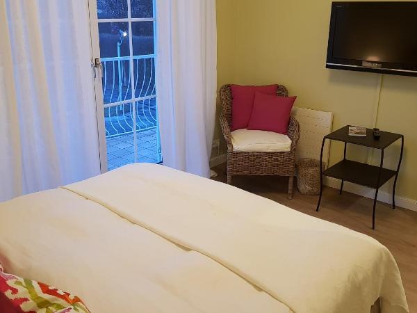 The Little Guesthouse : photo 3 de la chambre petite chambre double cosy avec balcon