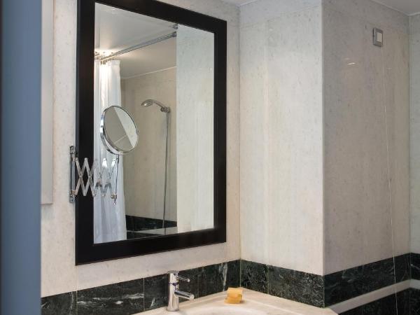 The Majestic Hotel : photo 2 de la chambre chambre double avec vue vers l'est